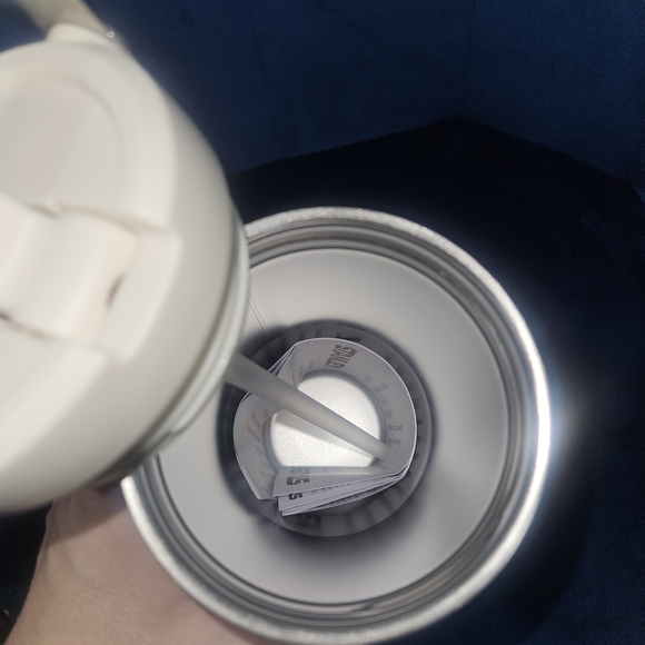 Stanley Flip Straw Tumbler - Light Pink & Cream - Picture 4 of 4